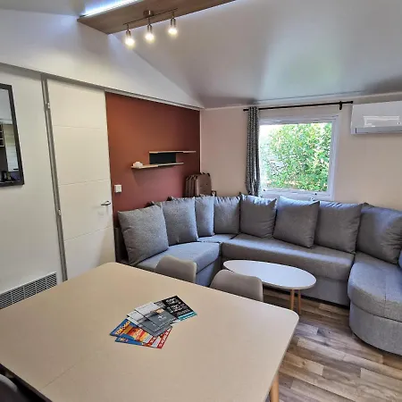 La Passionnatta Piscines Chauffees Feriehus Saint-Hilaire-de-Talmont